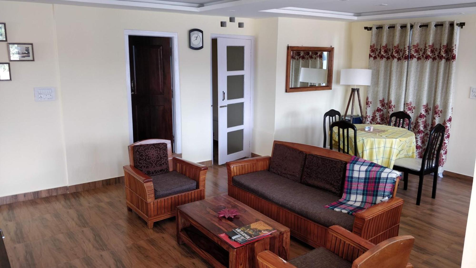 Roseville Shillong Esterno foto