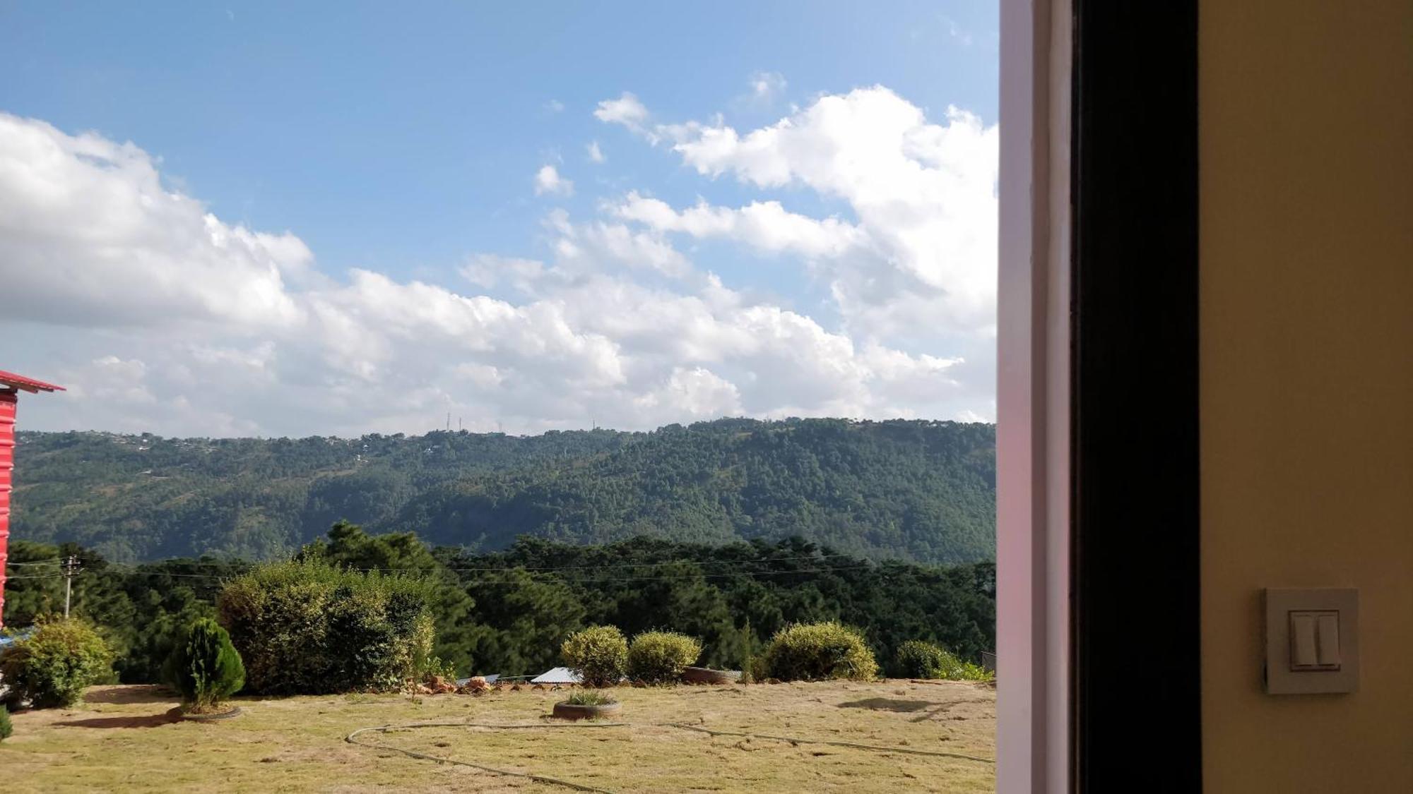 Roseville Shillong Esterno foto